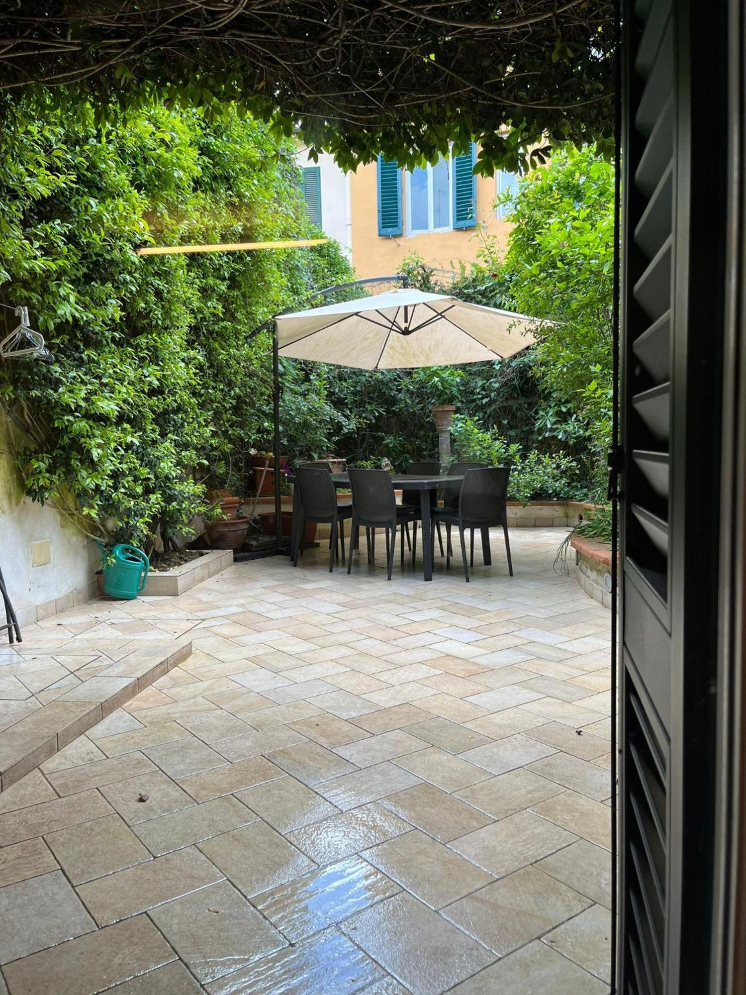 Exquisite 2Br Apartment Nearby Borgo San Frediano Florença Exterior foto